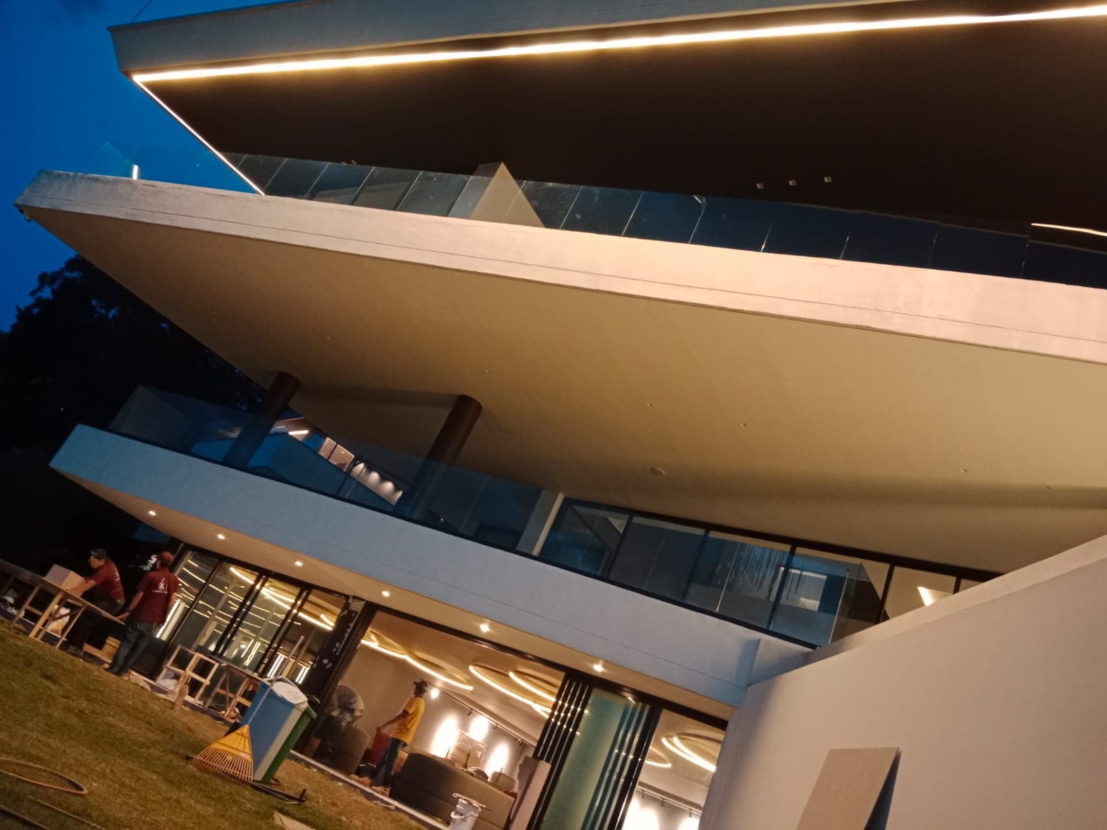 WhatsApp Image 2025-10-03 at 8.43.23 PM (3)